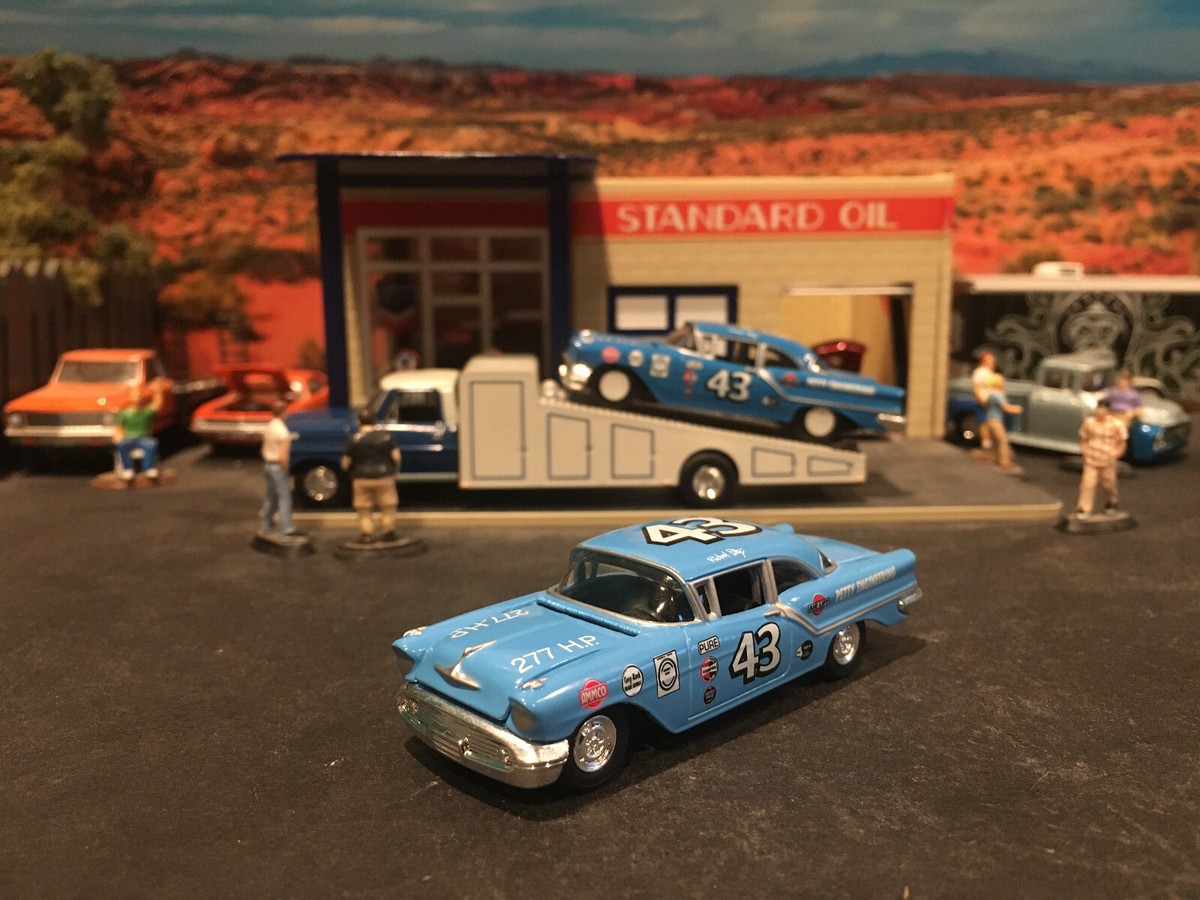 Racing Vintage Wheels Hot Richard Petty Plymouth GTX Petty's