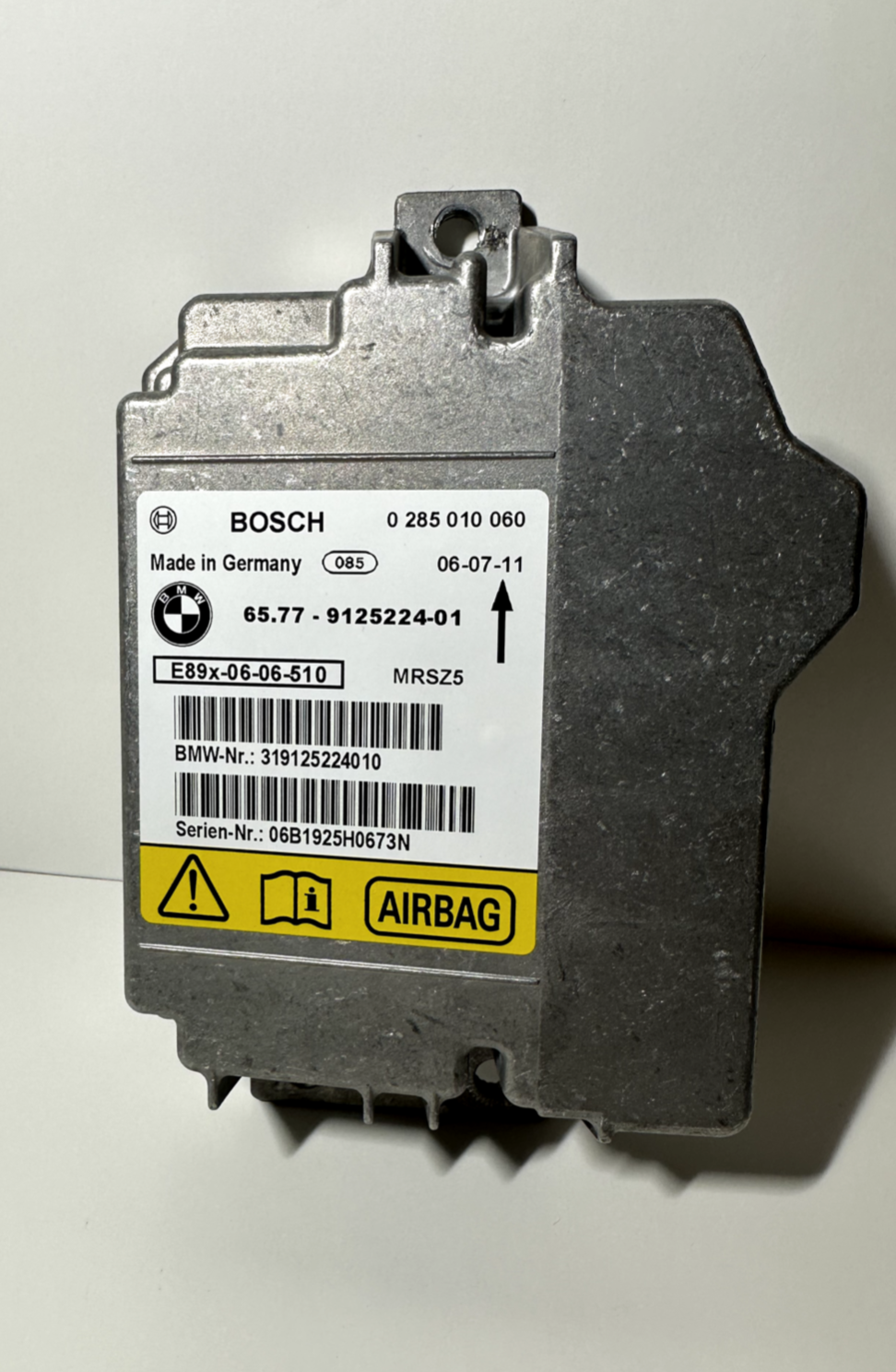 BMW OEM E82 E88 UNDER CENTER CONSOLE MAIN MODULE COMPUTER E90 #2 | eBay