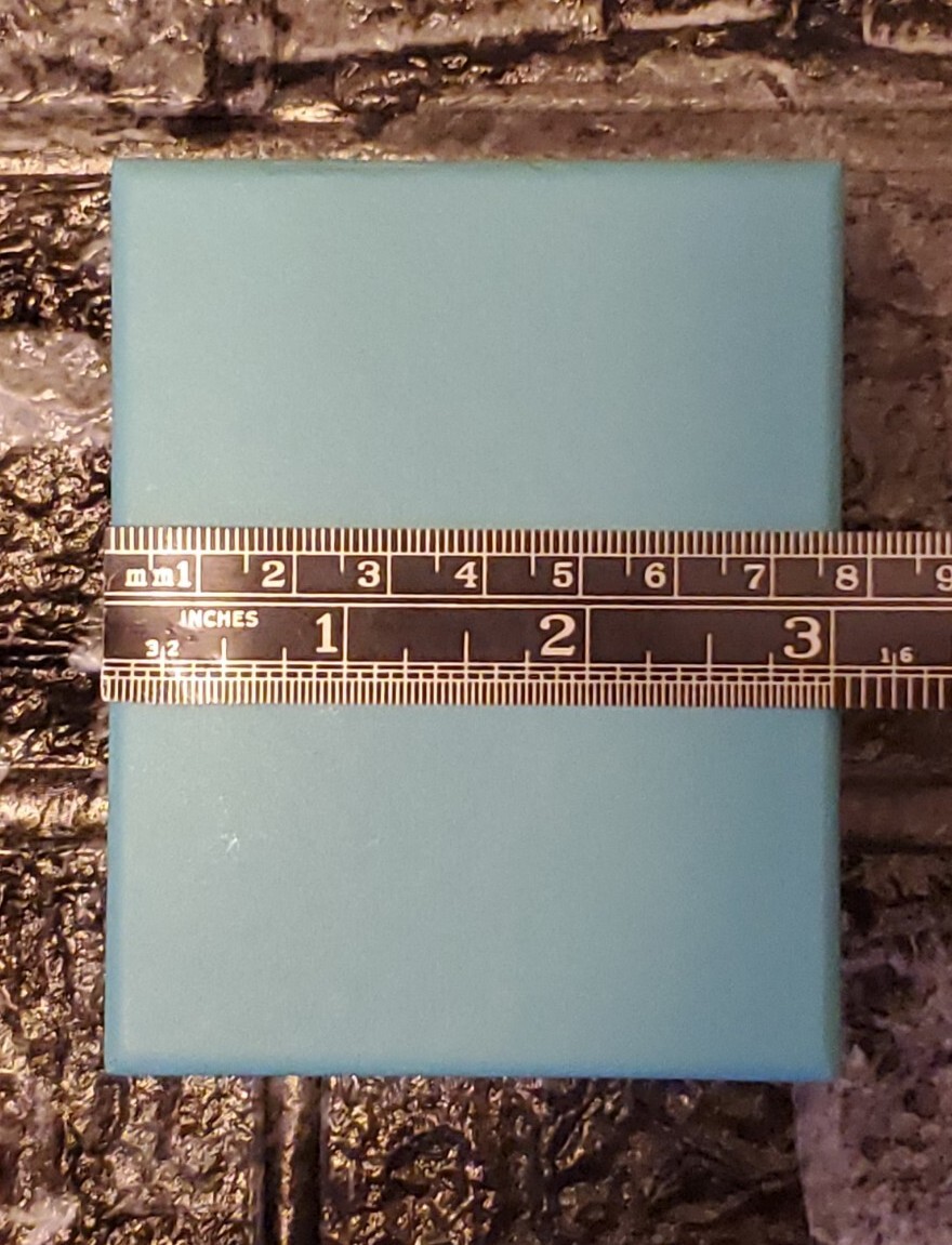 Empty Tiffany & Co. Lidded Gift Box Pantone 1837 Blue 3 Empty Tiffany & Co. Lidded Gift Box Pantone 1837 Blue 3
