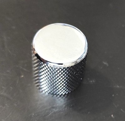 1 Chrome small Grip Bass/Tele Metal Flat Knob for 18 splins 6mm Pots