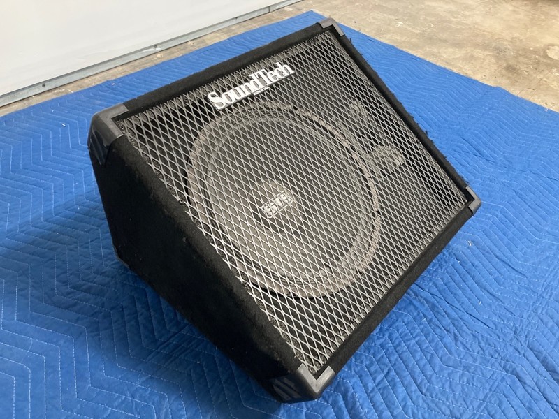 SoundTech CX4C 2-Way Crossover **LOCAL PICK UP ONLY**