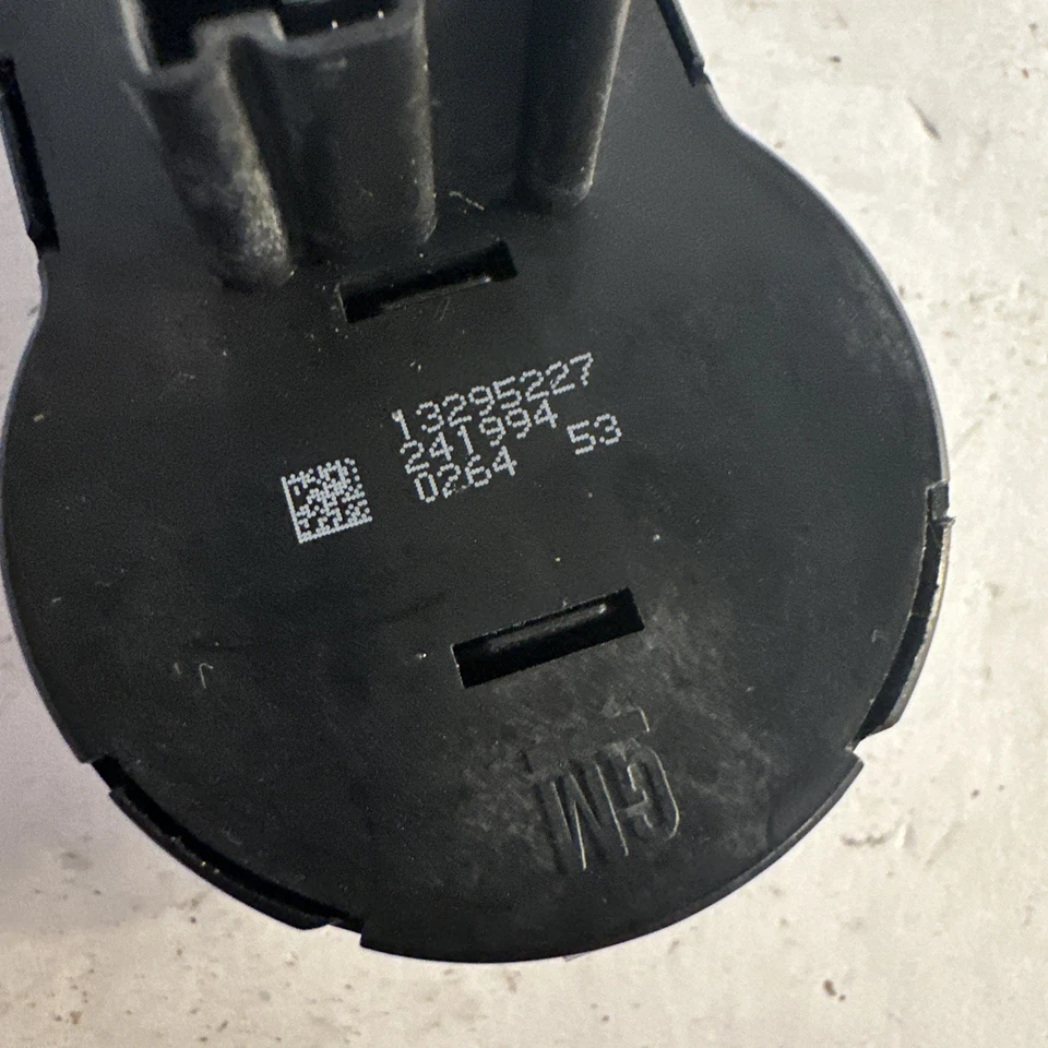 2011-15 Chevy Cruze Headlamp Switch with Fog Lamps OEM GM 13295227 C5 Foto 3 de 3