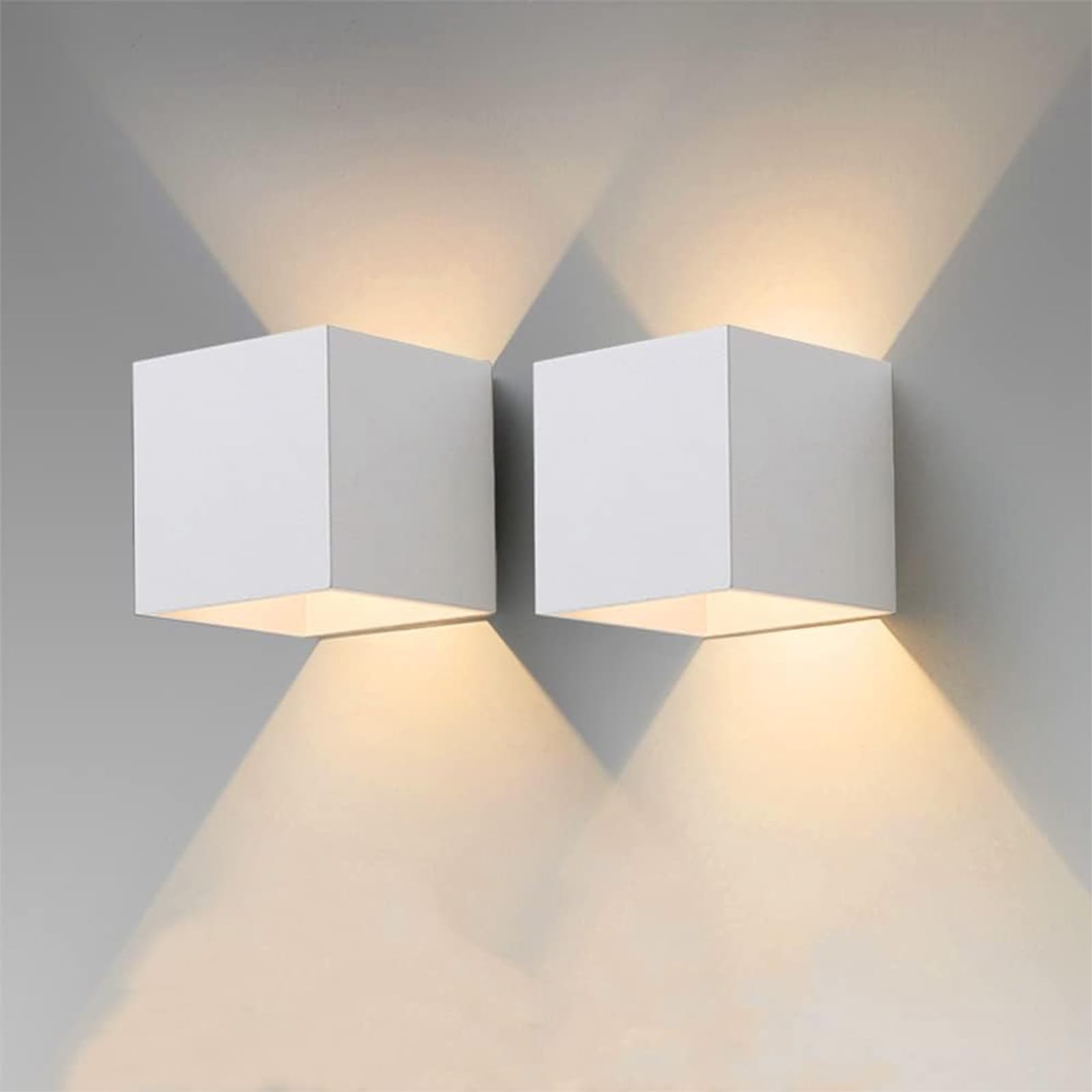 2 Pezzi Applique LED 12W Moderno 3000K Luce Calda Interno/Esterno IP65