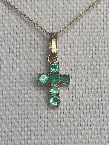 Genuine Colombian emerald cross pendant , 14K, natural emerald, include chain - Picture 5 of 8