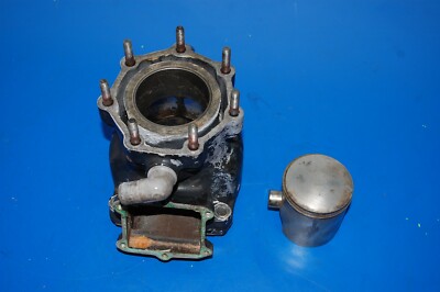 1983 83 CR250R TOP END CYLINDER BARREL PISTON JUG MOTOR NEED ATTEN 12100-KA4-710