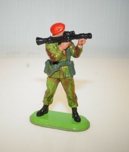 paratrooper toy soldier