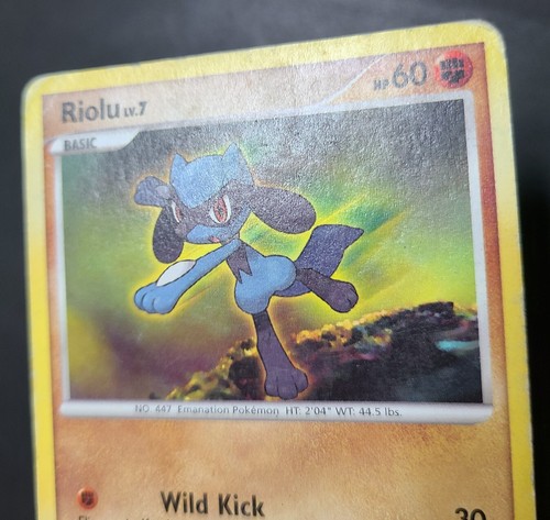 Pokémon RIOLU 6/61 Diamon & Pearl Trainer Kit 1 Gold - Played 🍒 - Picture 6 of 10