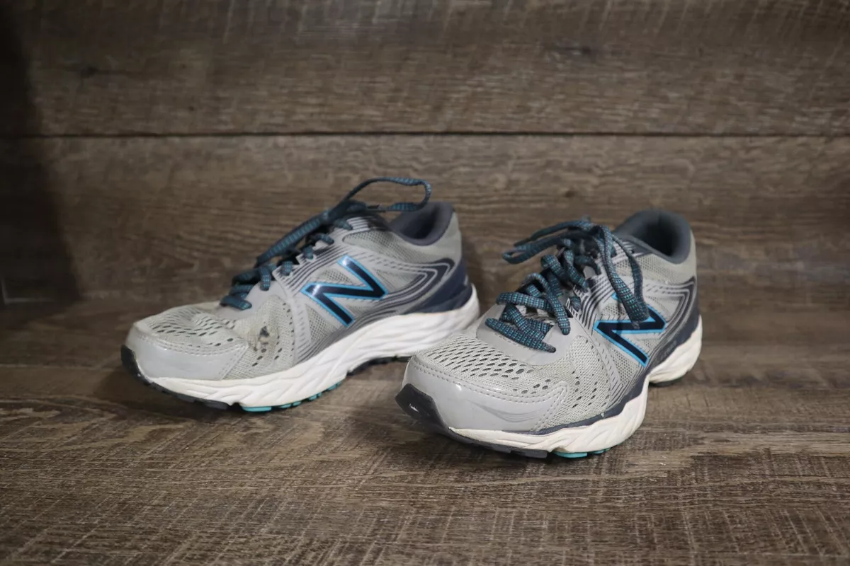 Women s New Balance 402 Gray Blue Memory Foam Running Shoes Size