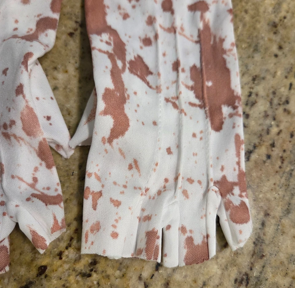 Fingerless White Fake Bloody Gloves Art the Clown Costume Pennywise One Size - Image 3 of 4