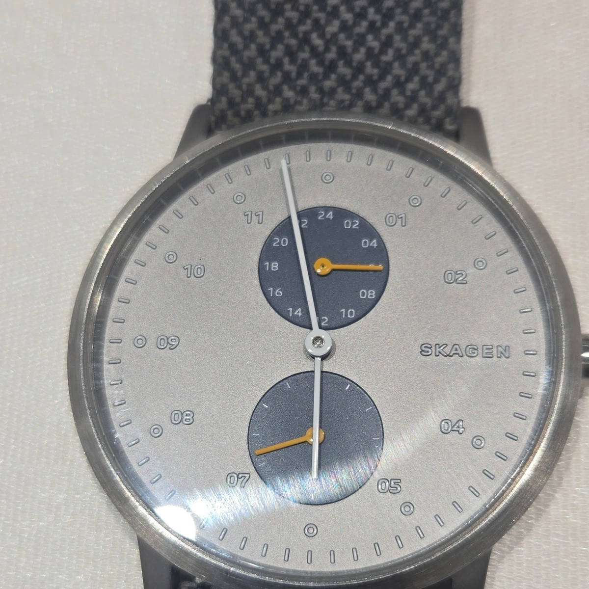 Skagen Stainless Steel Case Dress/Formal Wristwatches for  display picture 1