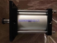 1PC SMC CS1BN200-300 Cylinder New