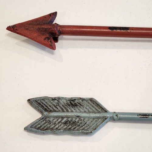 Iron Arrows Wall Art Décor Two Decorative Distressed Red Turquoise Metal - Picture 8 of 10