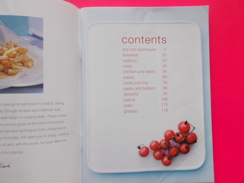 THE AUSTRALIAN WOMEN'S WEEKLY - COOKING CLASS BASIC - STEP-BY-STEP **LIKE NEW - Picture 2 of 4
