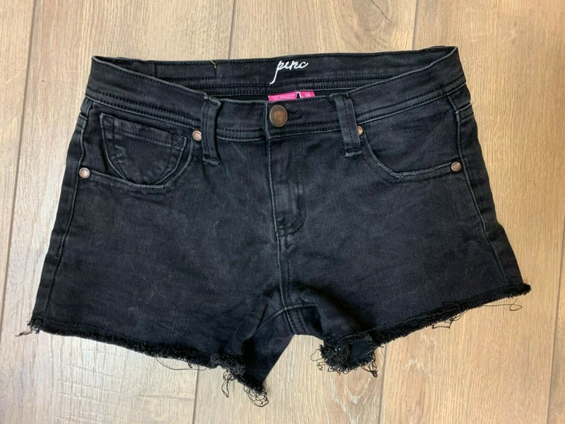 Pinc girls black shorts size 14 GUC 