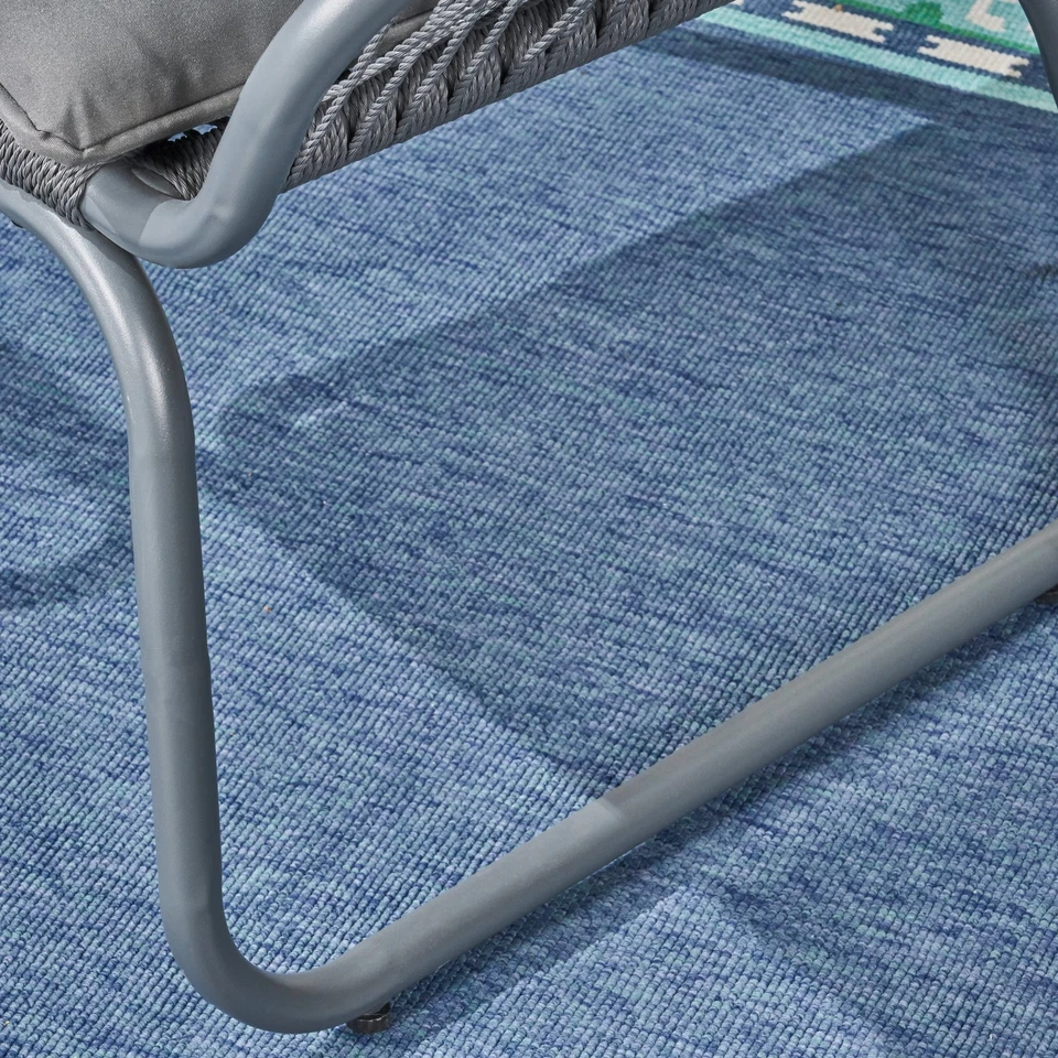 Gray Woven Rope Club Chair with Cross Stitch Design, Water Resistant Cushion Foto 3 de 4