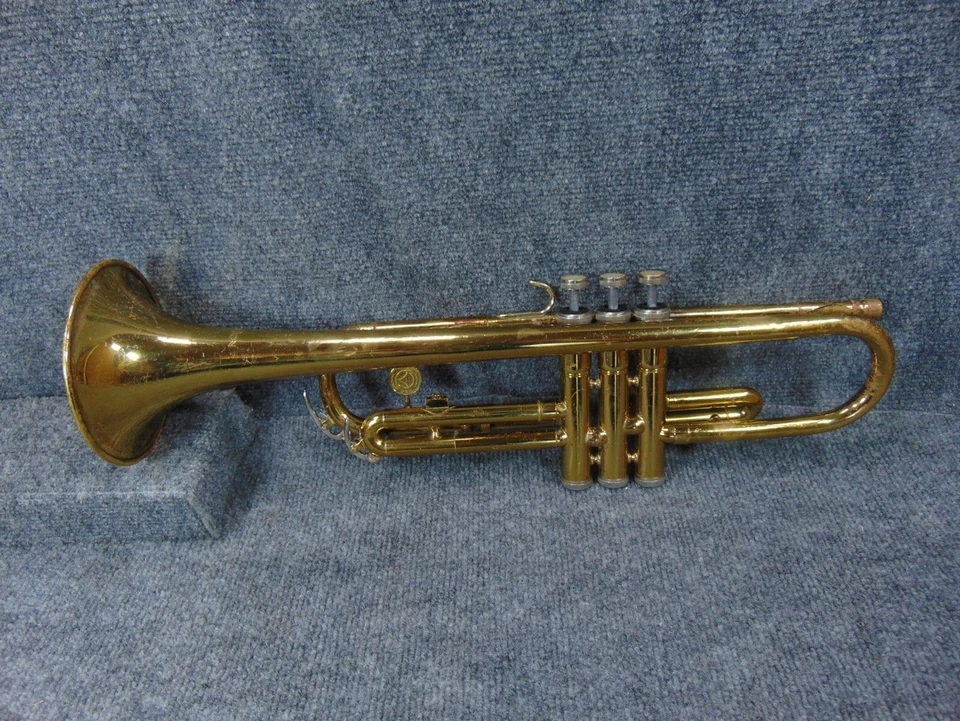 Holton Trumpet READY TO PLAY! Case Mouthpiece Care Kit T602R - Image 2 of 4