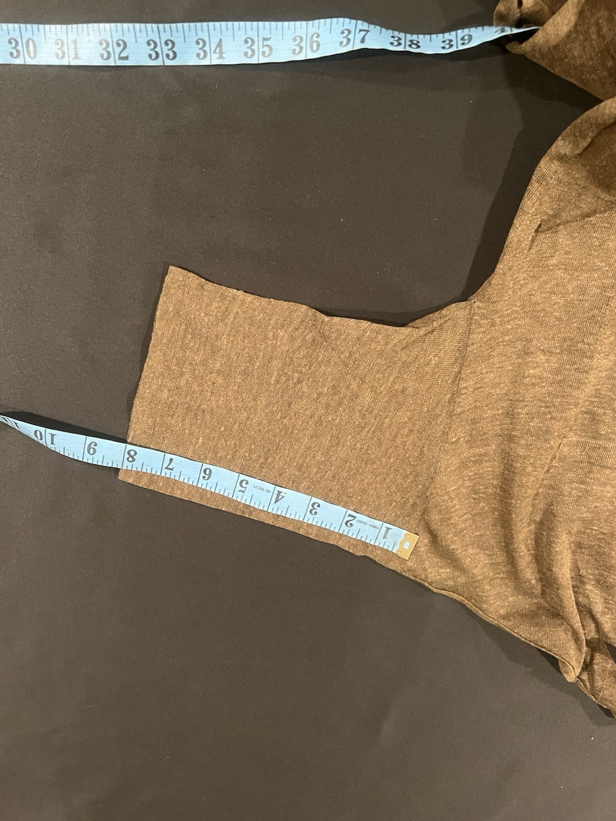 T shirt uomo Saint Laurent in lino. M. $1650