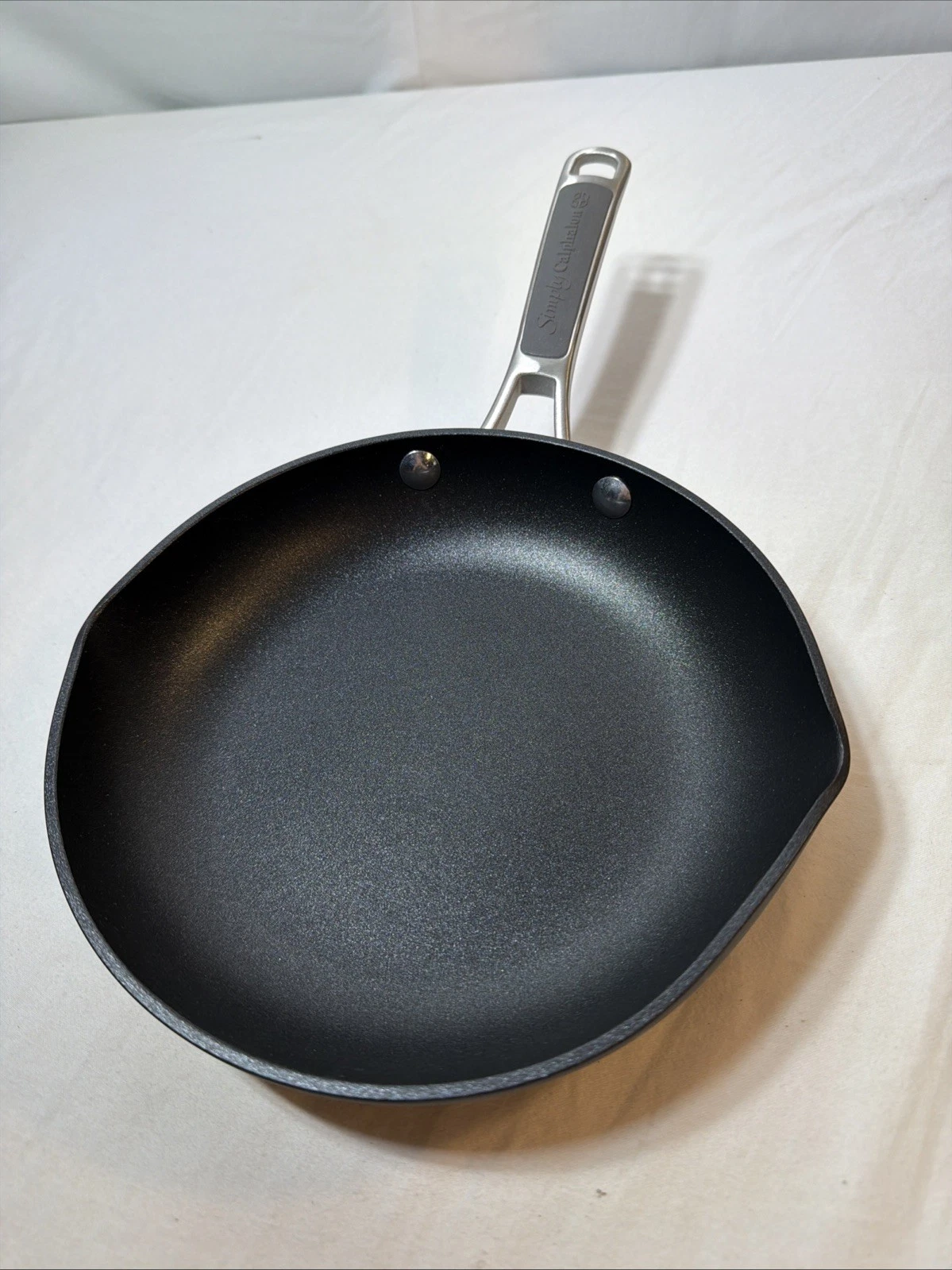 Calphalon 8 Inch Nonstick Fry Pan Skillet #1388 Hard Anodized
Opens in a new window or tab