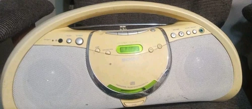 Sony Portable Boombox ZS-Y3 Radio CD-R/RW Retro Vintage Tested Works No Remote