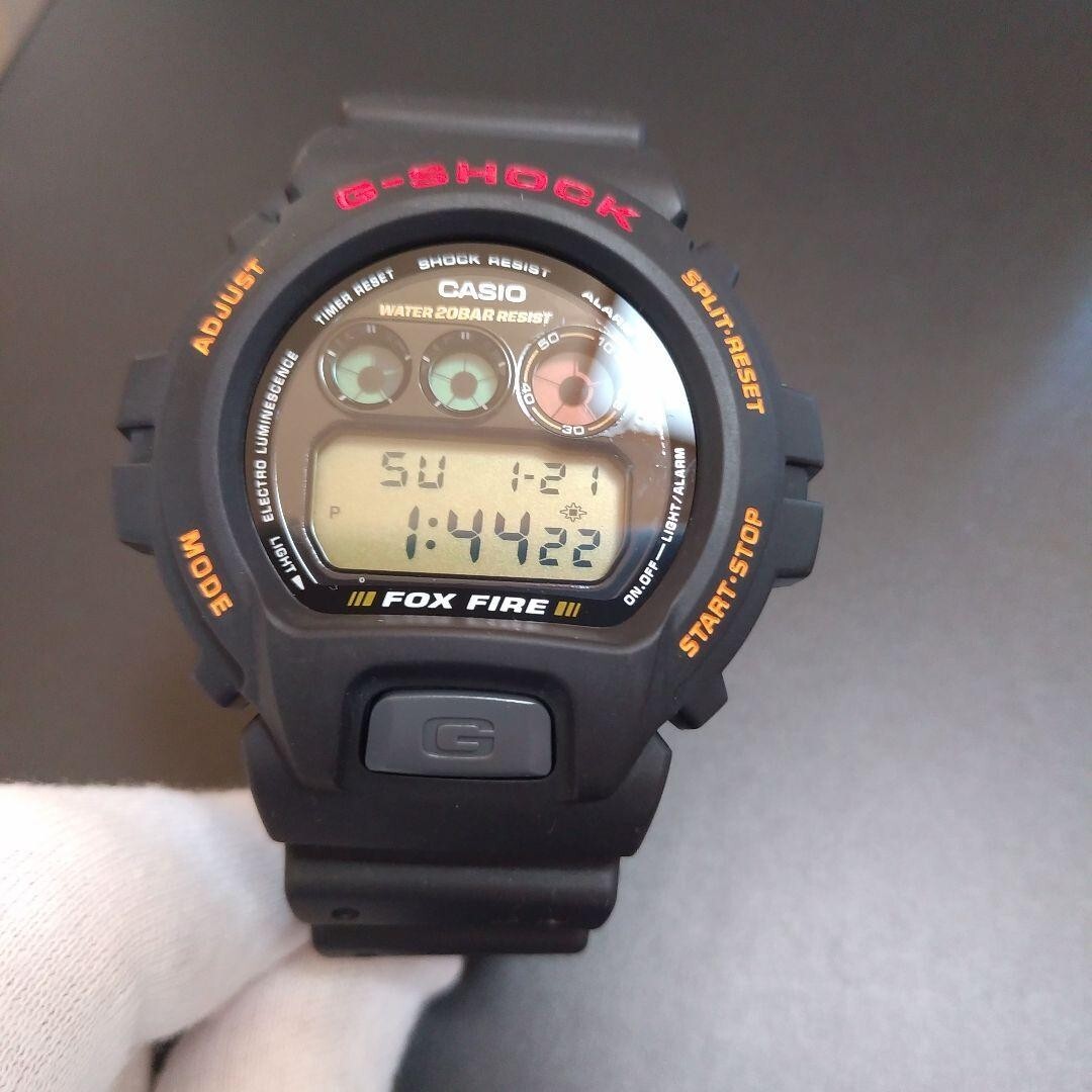 時計 G-SHOCK DW-6900 RedBull BC ONE 2010 G-SHOCK DW-6900 RedBull BC ONE 2010 TOKYO World Championship