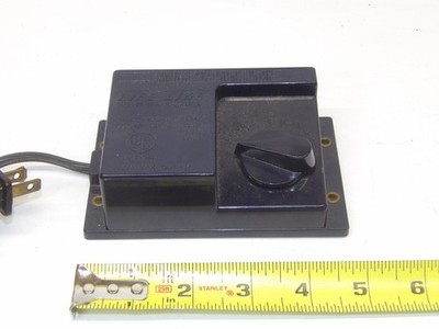 Life-Like 21649 120V 50/60 Hz input, 20 VAC, 18V DC, 6 V max transformer-working