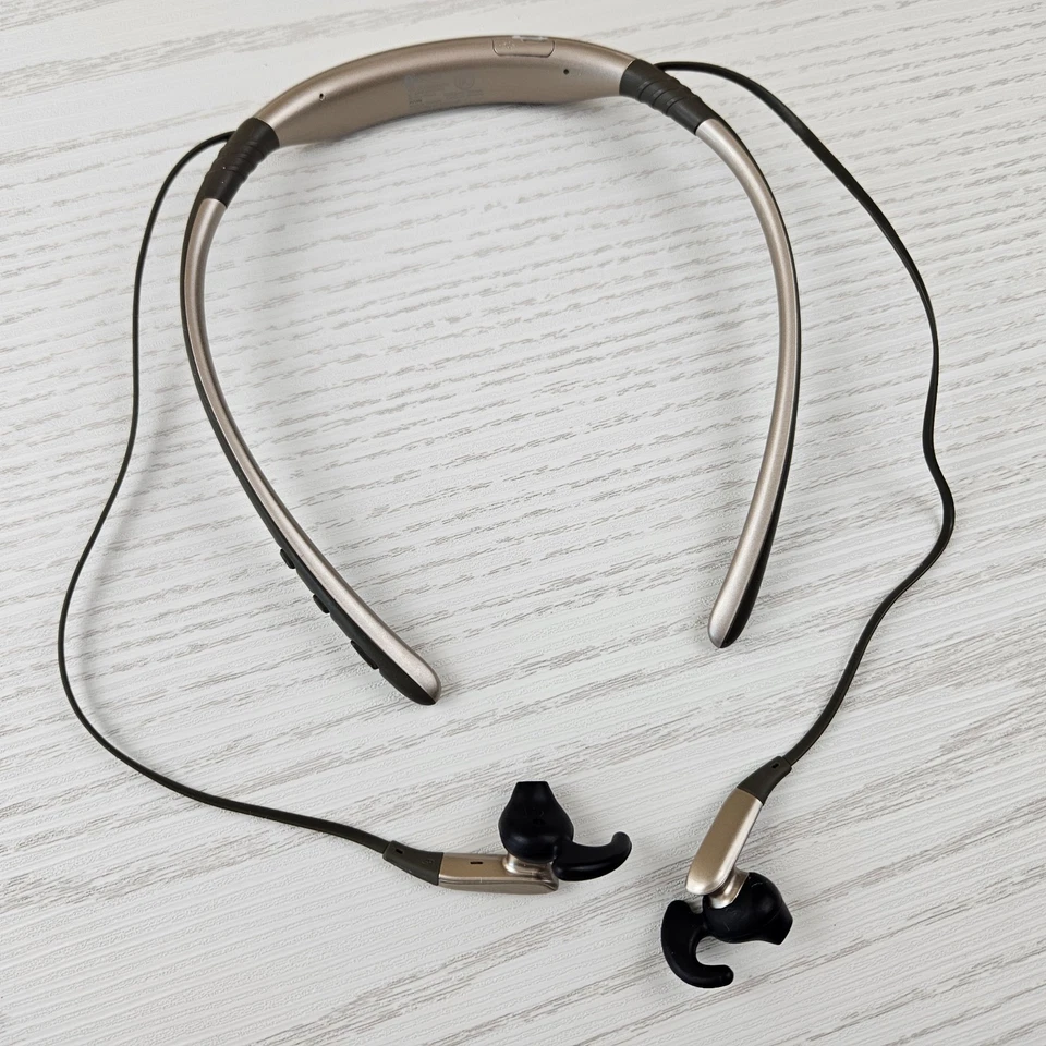 Samsung Level U EO-BG920 Wireless Bluetooth Headphones In-Ear Neckband Gold - Image 4 of 4