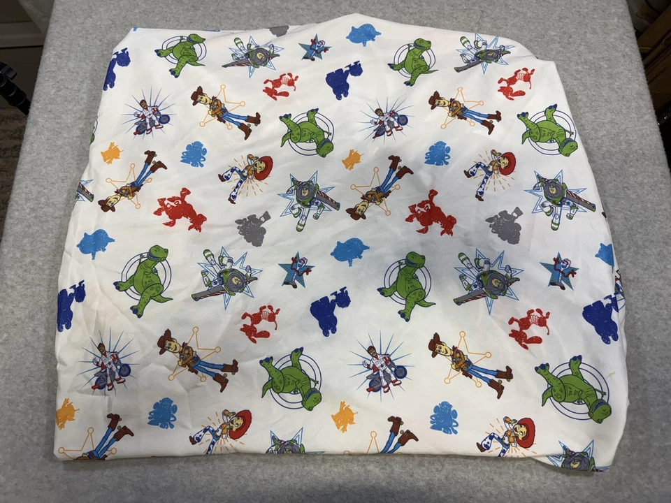 Sábana Ajustable Cuna Disney Pixar Toy Story 4 Woody Buzz Rex Jessie Blanco NoJo Bebé Foto 4 de 4
