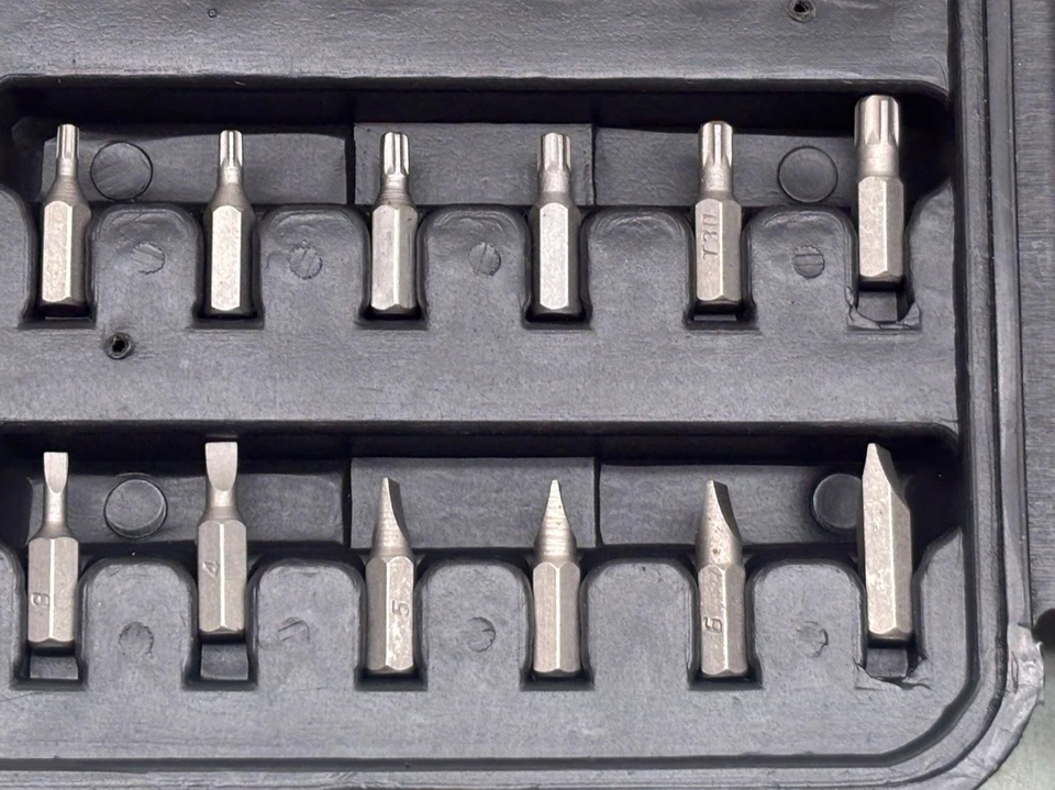 HUSKY Tool 50 Piece Precision Ratcheting Screwdriver Set w/ Case - Image 4 of 4