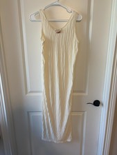 Victoria's Secret Cream Long Nightgown Size Small Sleeveless