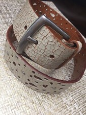 Gap Women  s Small Leather Belt Crackled W/Silver Studs. Made In Guatemala EUC