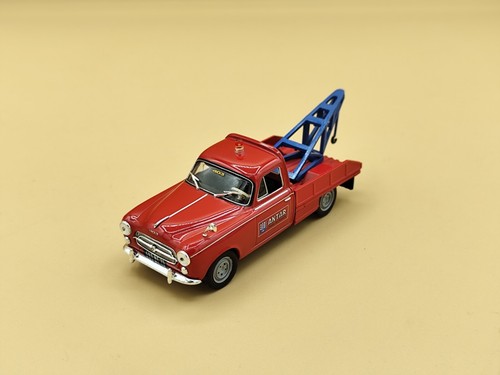 PEUGEOT 404 PICK UP POMPIERS DU VAR ELIGOR 1:43 de reference 100288