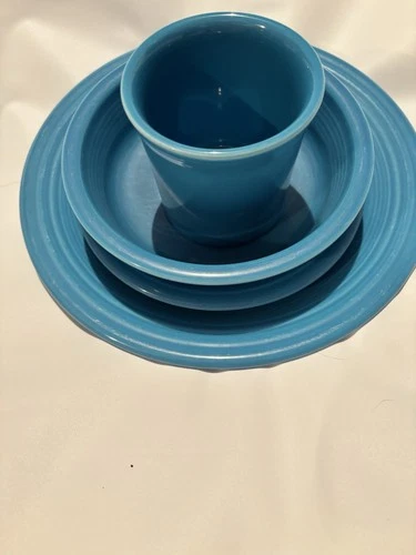 Homer Laughlin Co FIESTA Fiestaware 4 Piece Place PEACOCK With Box. Read