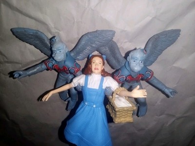 Wizard Of Oz Hallmark Dorothy Gets Carried Away WICKED WINGED MONKEYS 2020 NEW!!