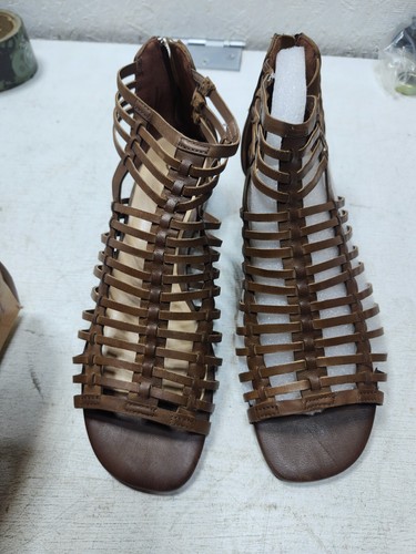 NEU Bella Vita Holden braune Damen-Gladiator-Sandalen Größe 10 N #51-2266