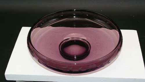 VINTAGE AMETHYST FOOTED GLASS BOWL ETCHED Floral Accents BEAUTIFUL