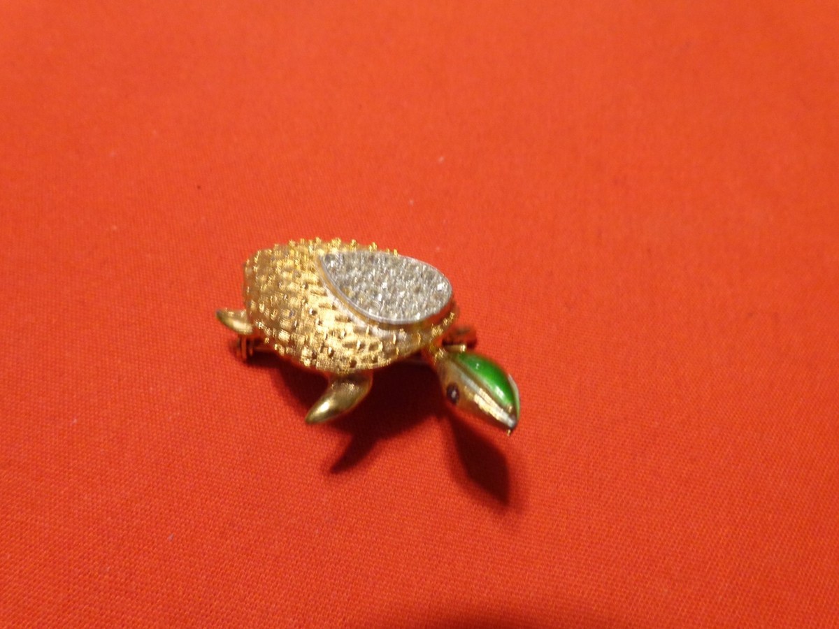 ANTIQUE TURTLE PIN J J WESTON MANY RHINESTONES VERY UNIQUE GOLD
