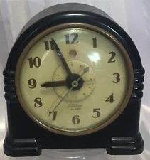 VINTAGE 1940’S WARREN TELECHRON ELECTRIC CLOCK MODEL #7H125, RUNS