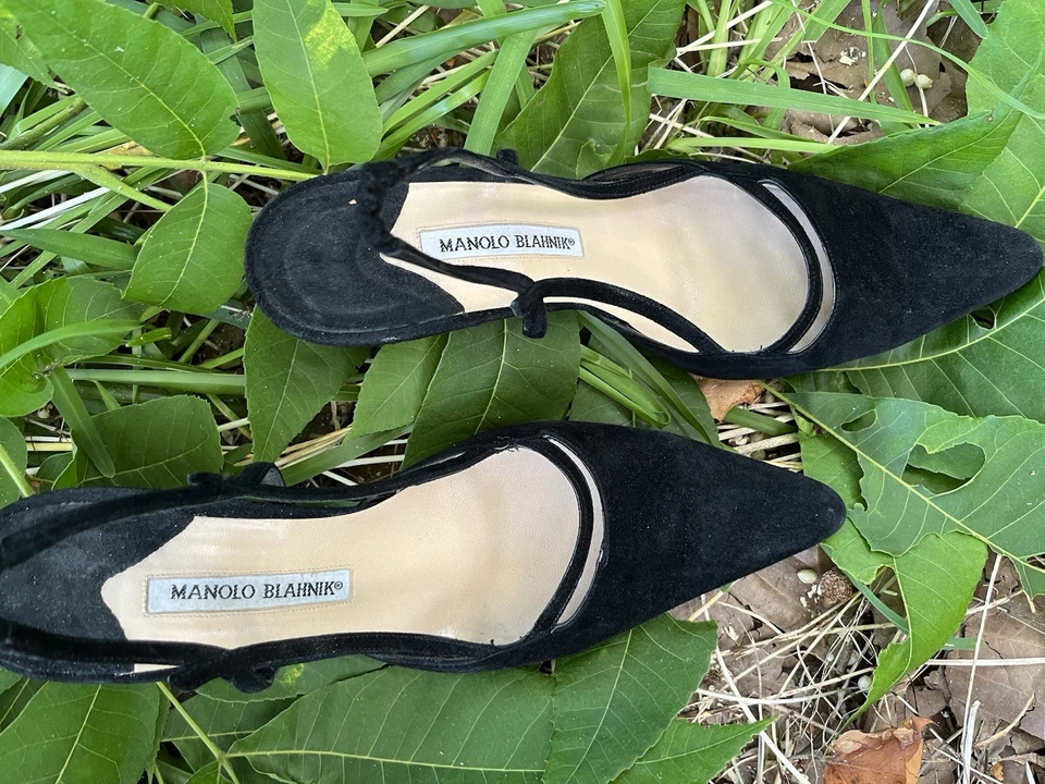 Manolo Blahnik Negro Gamuza Punta Plana Talla 40 Italia Excelente Estado Foto 2 de 4