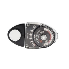Sekonic L-398 Studio Deluxe Light Meter Ambient With Accessories