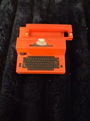 Vintage Sindy Typewriter In Good Condition