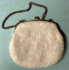 Vintage 50s / 60s - Faux Seed Pearl  Bead - Woman's Evening Purse - Very Nice 