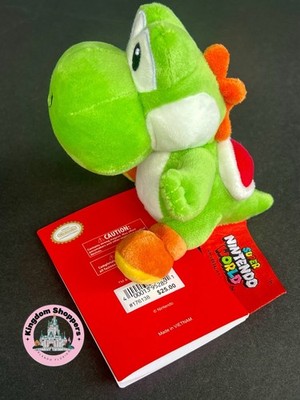 Universal Studios Fan Fest Super Nintendo World Green Yoshi