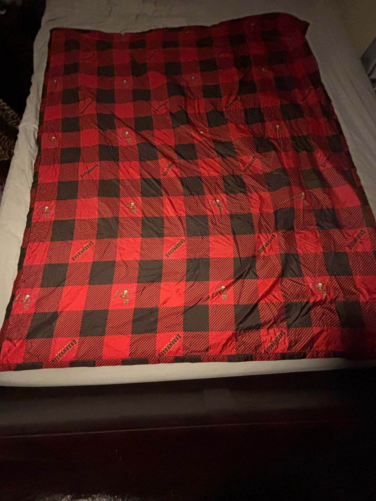 Picture 1 of 4