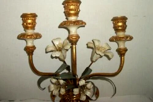 ITALIANO TOLE HOLLYWOOD REGENCIA ARCO DORADO VELA APLIQUE LIRIOS BLANCOS TAZAS DE MADERA Foto 3 de 4