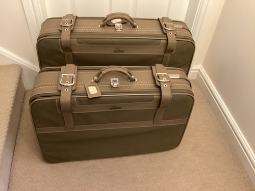 2x Vintage Beige Antler Suitcases Faux Leather - Picture 2 of 6