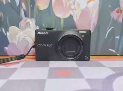 90% New Nikon COOLPIX S6000 Black Digital Camera 14.2MP 7x Optical
