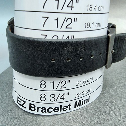 Skagen Grenen Tank Watch Men 35mmGray Dial Black Tone Daydate Rectangle New Batt - Picture 11 of 11