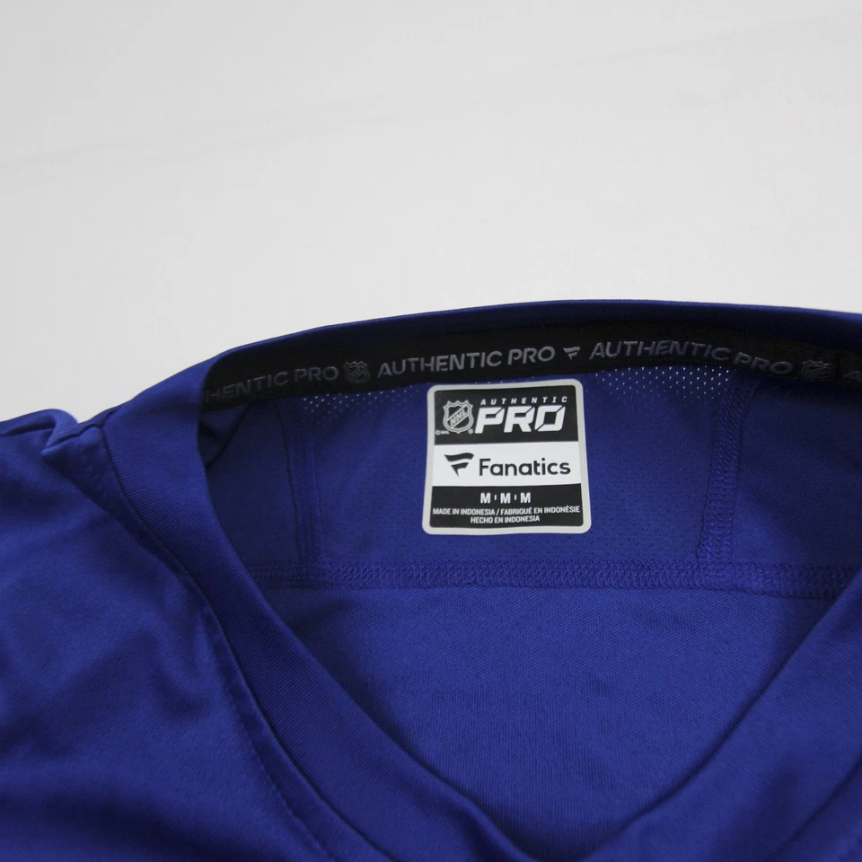 Buffalo Sabres Fanatics Short Sleeve Shirt Men's Blue Used - Image 4 of 4