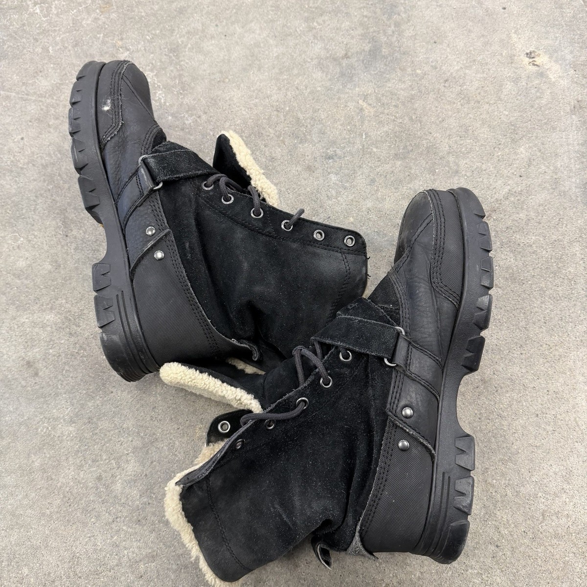 Polo Ralph Lauren Tavin Rollover Black Shearling Snow Boots Lug Sole Men’s 11D POLO Ralph Lauren Tavin Rollover Boots Black Leather  main image 2