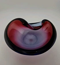 Stunning Massive 8" Red Fade to Blue Pinched Glass Art Ashtray Dish Vintage MCM
